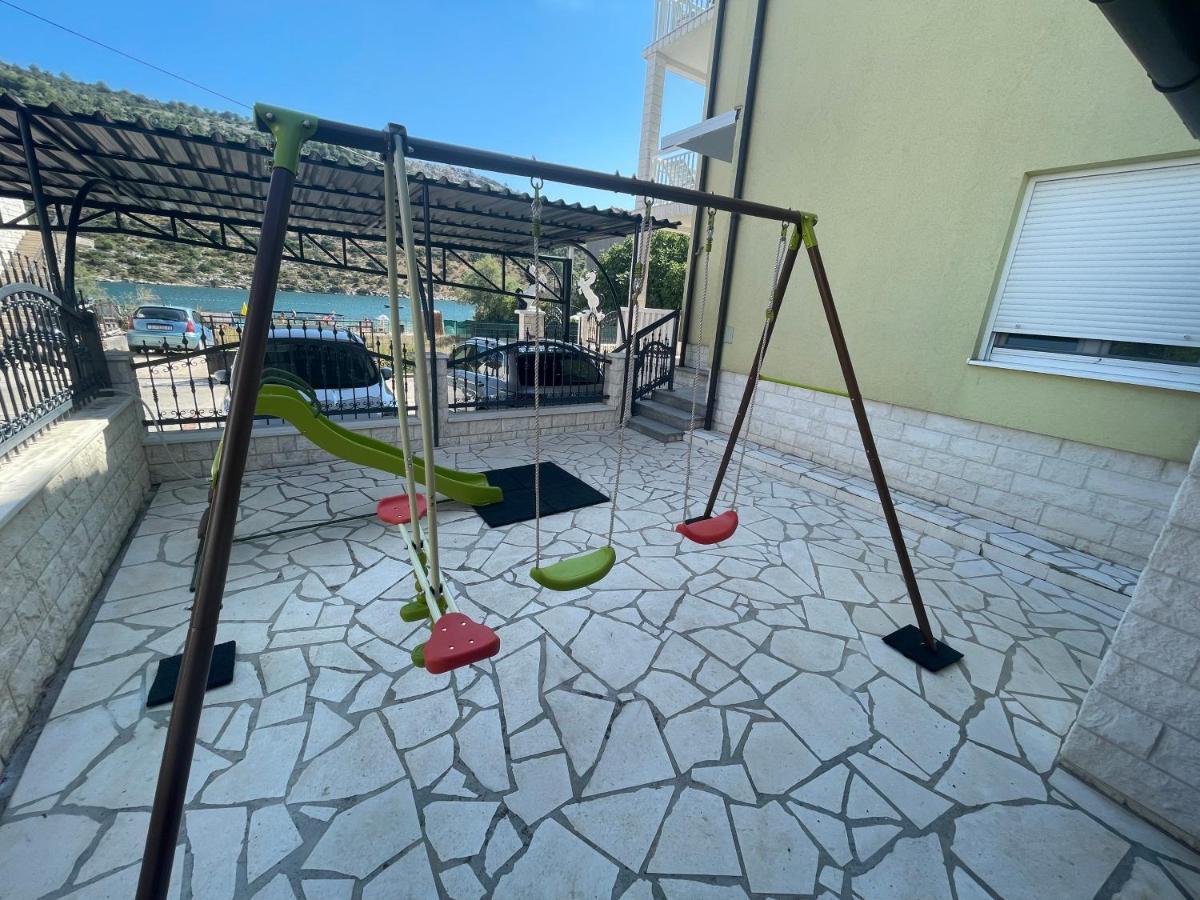 Apartment Antonija Rogoznica  Ngoại thất bức ảnh